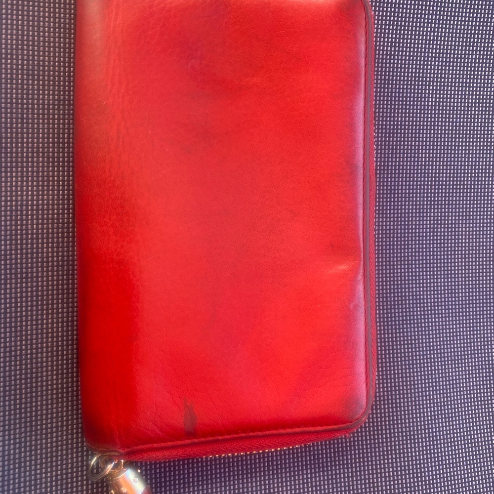 Gucci Soho leather wallet! - Picture 4 of 8